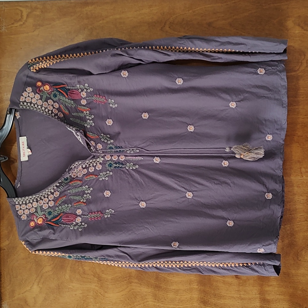 Solitaire Embroidered Peasant Blouse